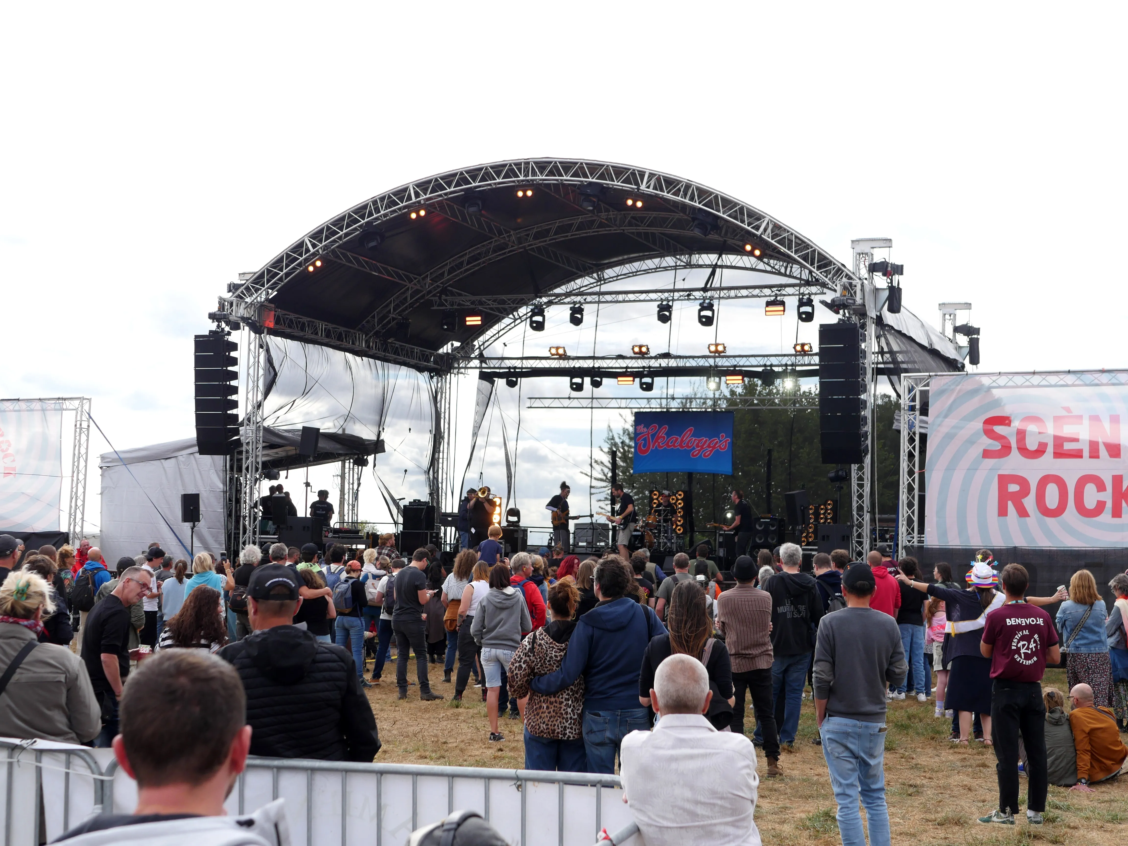 ROCK, RENCONTRES & REVELLES