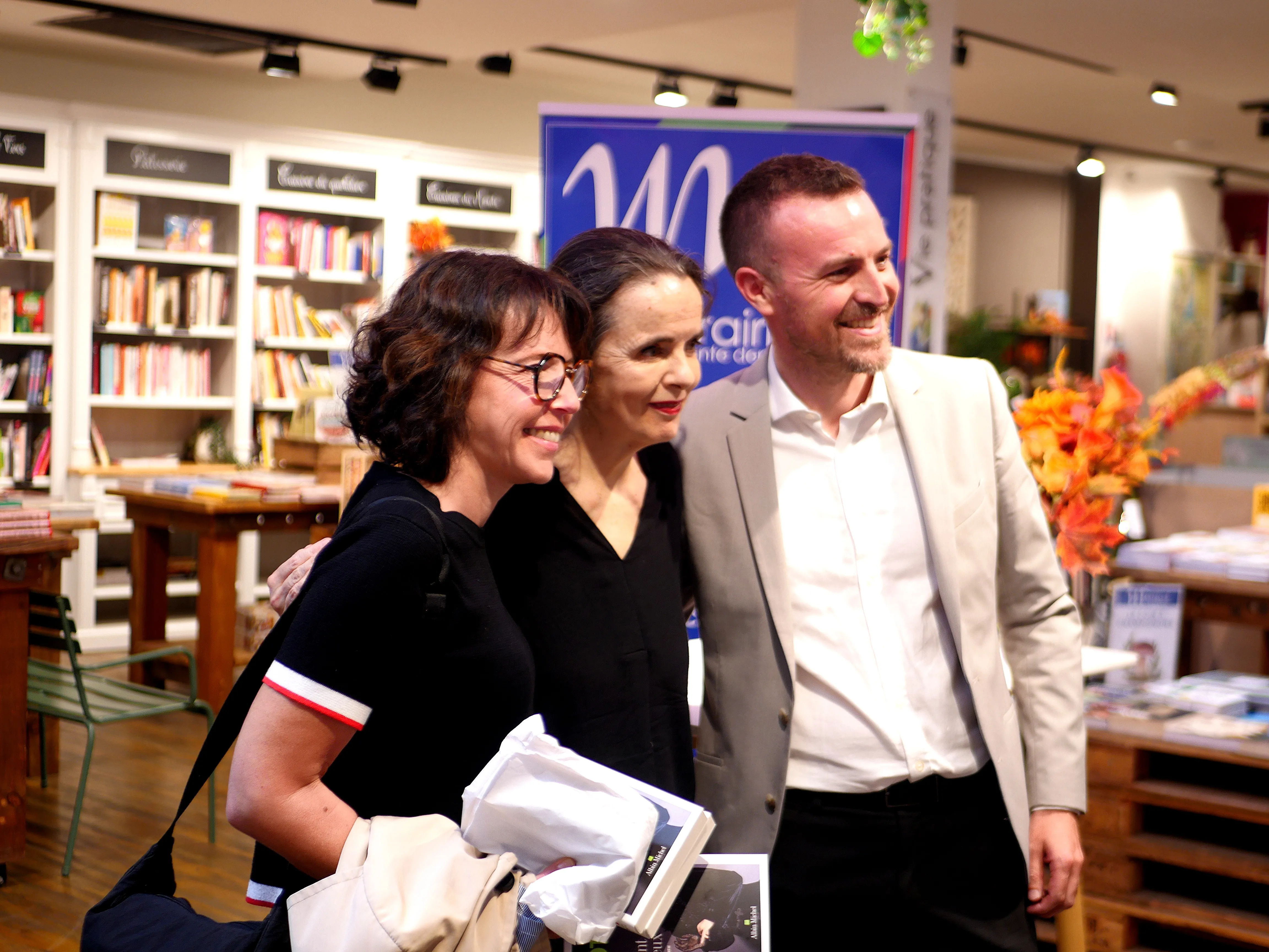 TANT MIEUX : AMÉLIE EST REVENUE