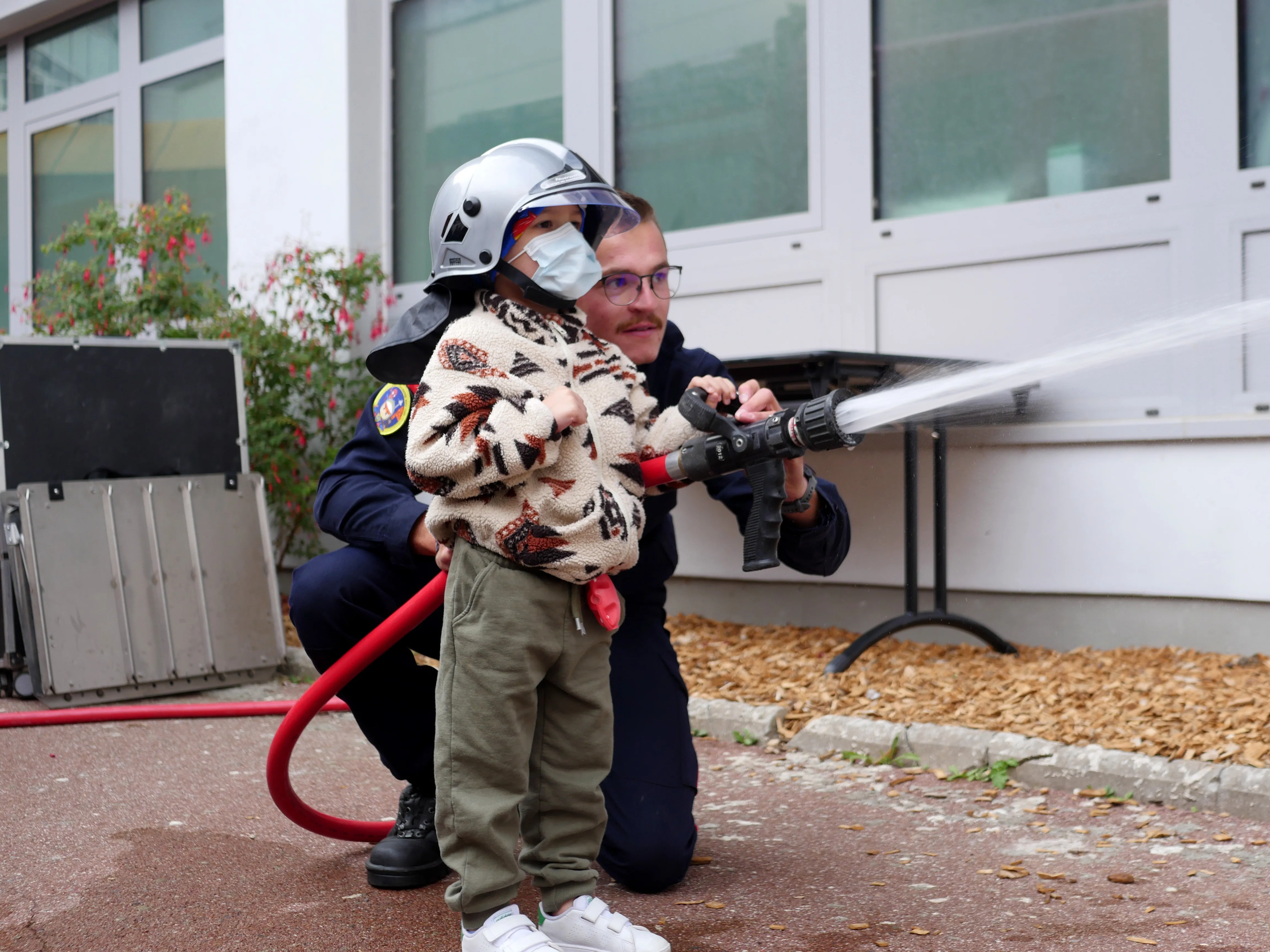 DES HÉROS POUR LES ENFANTS