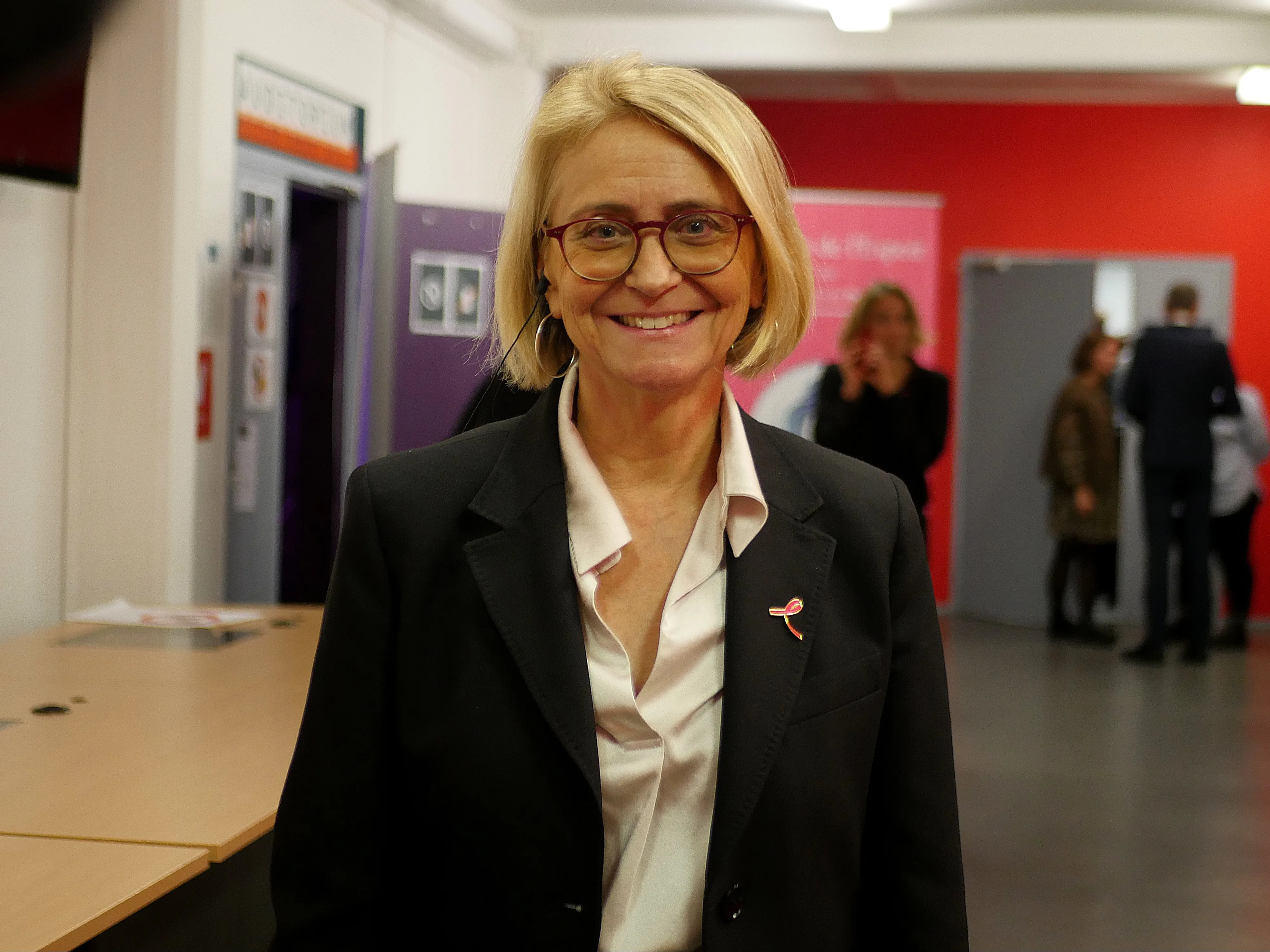 AMIENS EN ROSE ET EN FORCE