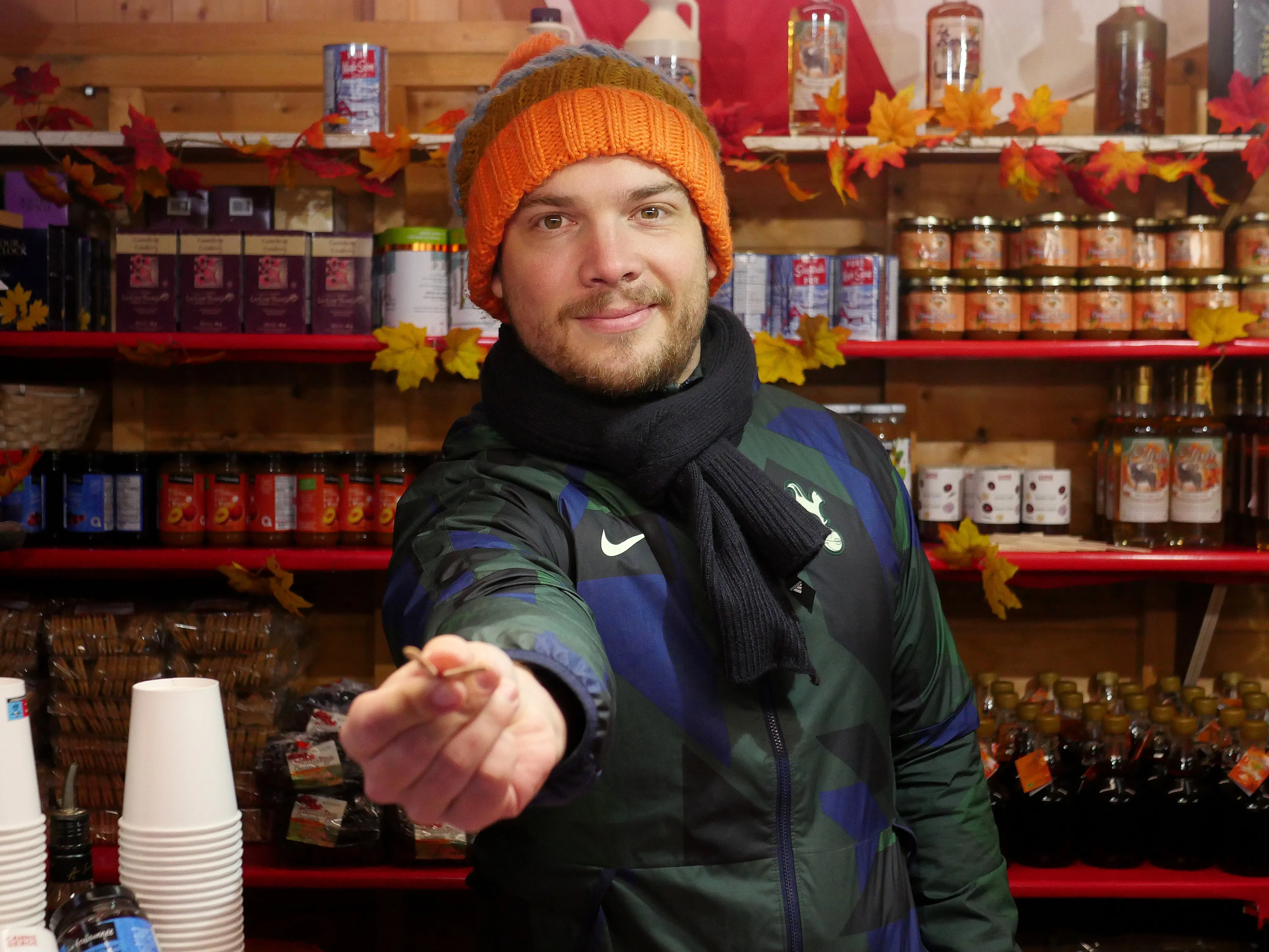 LE MARCHÉ DE NOËL EST OUVERT