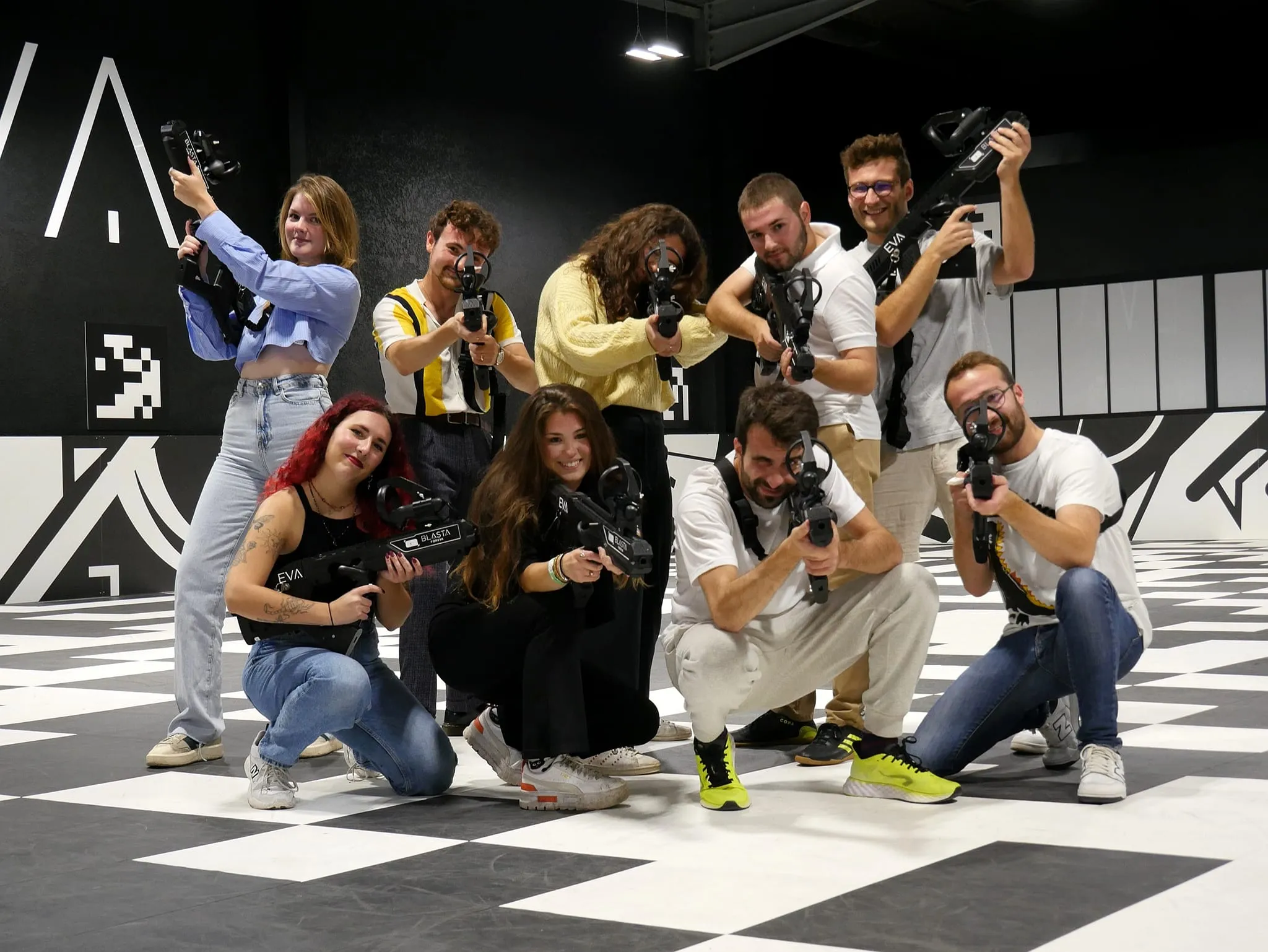 EVA DÉBARQUE À AMIENS