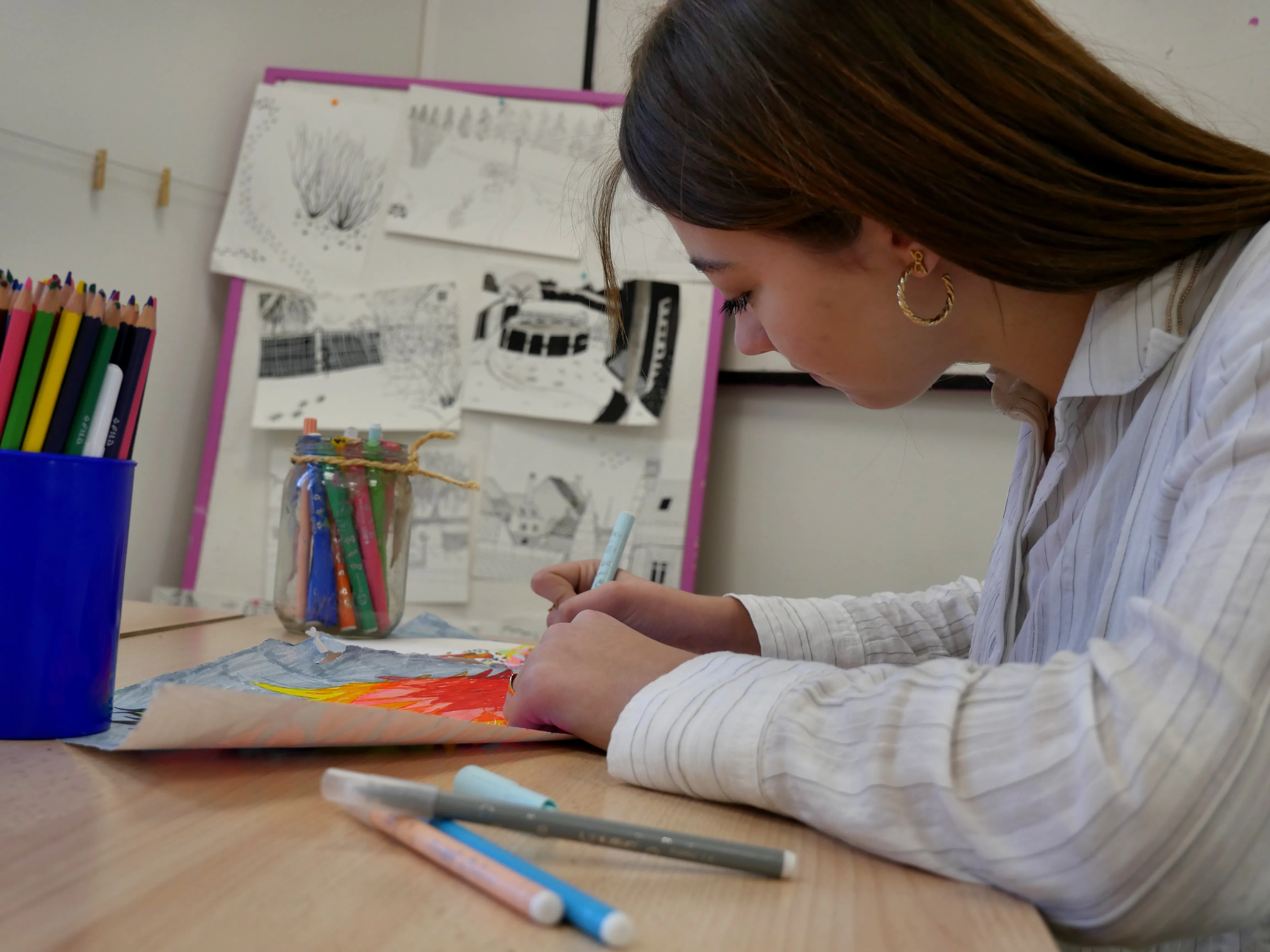 LA SALLE (UNE ÉCOLE) POLYVALENTE